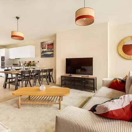 Standing 4 Et 4 Salles De Bains Face Marche De Wazemmes * Λιλ