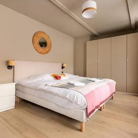 Standing 4 Et 4 Salles De Bains Face Marche De Wazemmes Διαμέρισμα