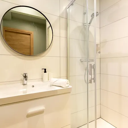 Standing 4 Et 4 Salles De Bains Face Marche De Wazemmes Διαμέρισμα