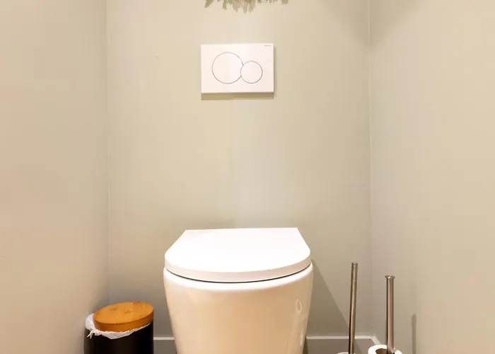 Standing 4 Et 4 Salles De Bains Face Marche De Wazemmes Apartment