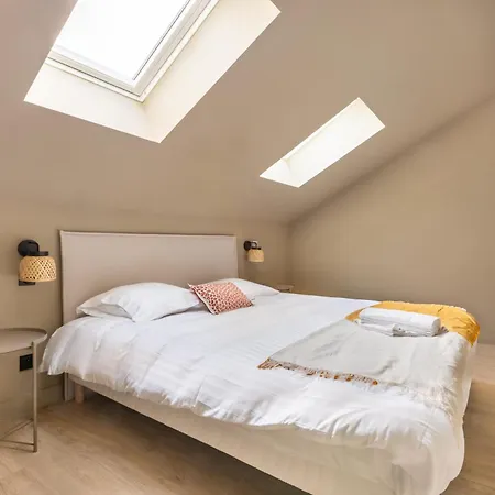 Standing 4 Et 4 Salles De Bains Face Marche De Wazemmes Lägenhet *